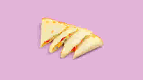 Блюдо Кесадилья классическая сырная меню Галерея Суши Кесадилья классическая сырная - Пицца - Галерея Суши, Сургут