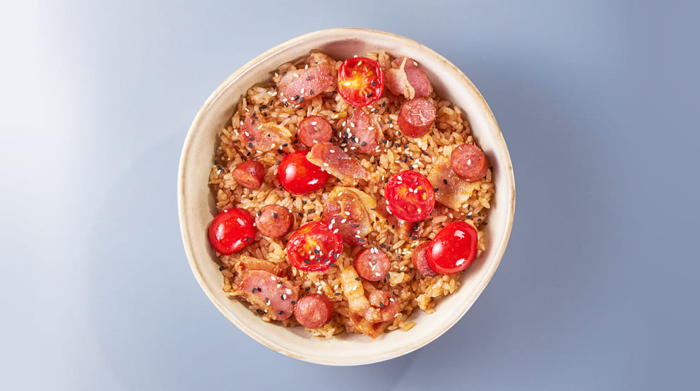 Блюдо Рис с мясом барбекю и беконом меню Галерея Суши Рис с мясом барбекю и беконом - ВОК - Галерея Суши, Сургут