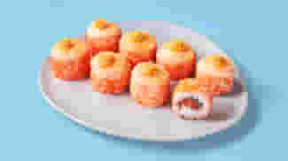 Блюдо Ролл с лососем и рисовыми шариками Том ям меню Галерея Суши Ролл с лососем и рисовыми шариками Том ям Главная в Ангарске