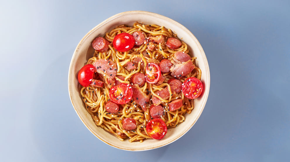 Блюдо Вок с мясом барбекю меню Галерея Суши Вок с мясом барбекю - ВОК - Галерея Суши, Сургут